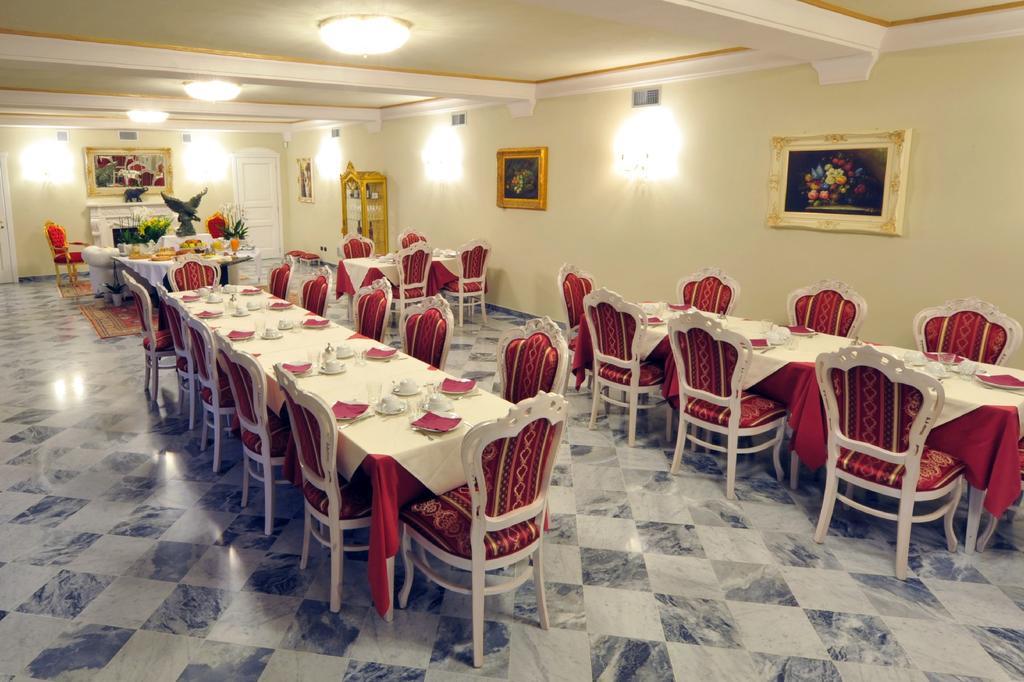 Agriturismo Cascina Varie 카르타니토 외부 사진