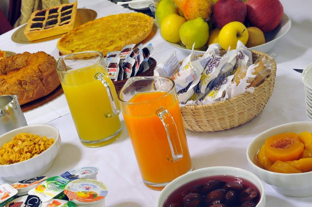 Agriturismo Cascina Varie 카르타니토 외부 사진
