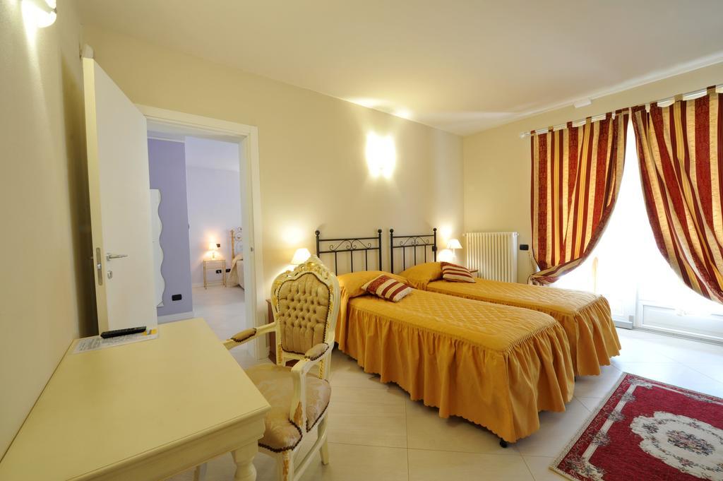 Agriturismo Cascina Varie 카르타니토 외부 사진