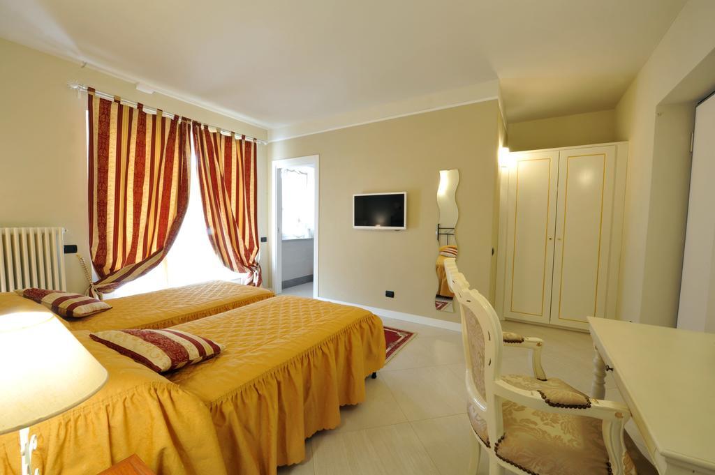 Agriturismo Cascina Varie 카르타니토 외부 사진
