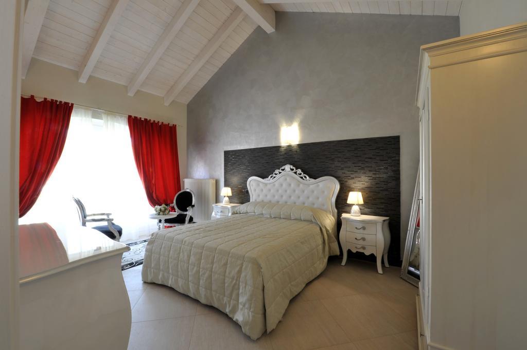 Agriturismo Cascina Varie 카르타니토 외부 사진