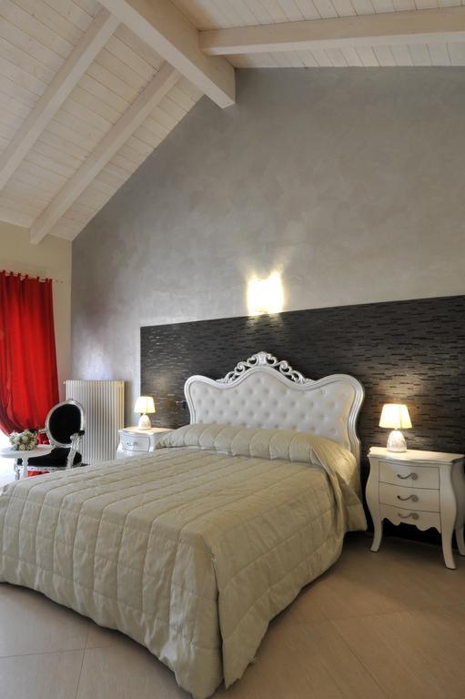 Agriturismo Cascina Varie 카르타니토 외부 사진